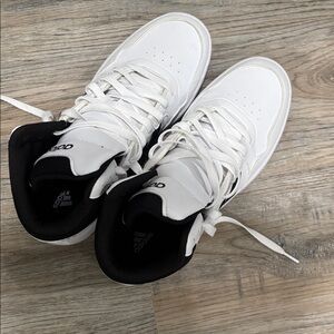 Adidas Men's White and Black Sneakers